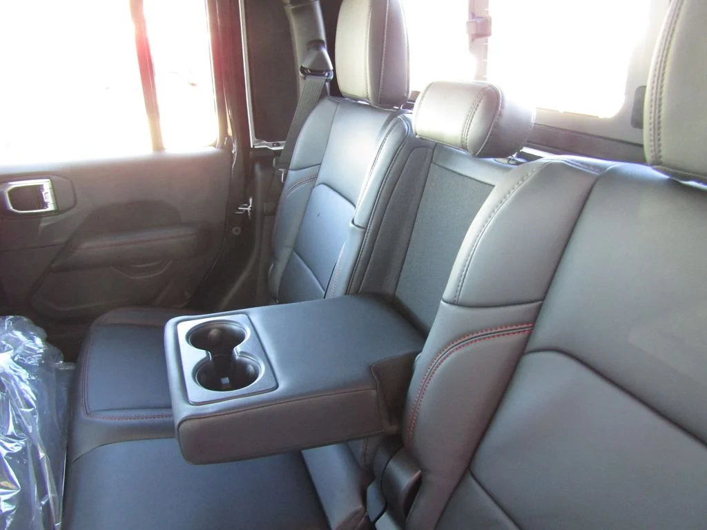New 2026 Black Clearcoat Jeep Rubicon X image 33