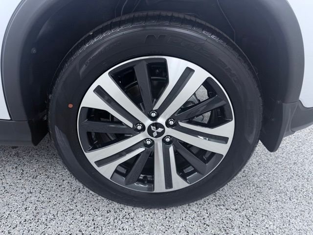 2025 Mitsubishi Outlander Sport ES - Photo 12