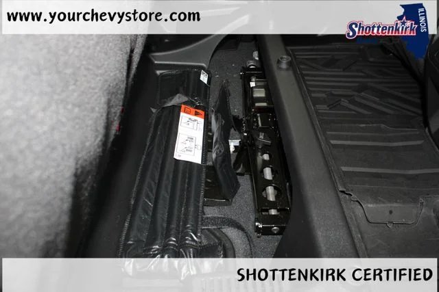 Used 2024 White Chevrolet ZR2 image 24