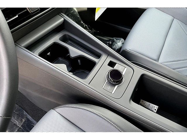 New 2026 Platinum Gray Metallic Volkswagen 2.0T SE image 19