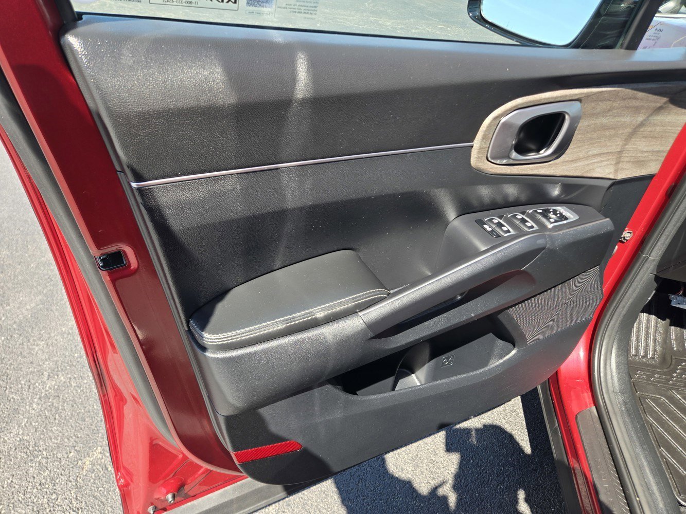 Used 2022 Passion Red Tintcoat Kia X-Line EX image 36