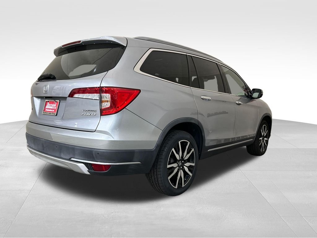 Used 2020 Silver Honda Touring image 5