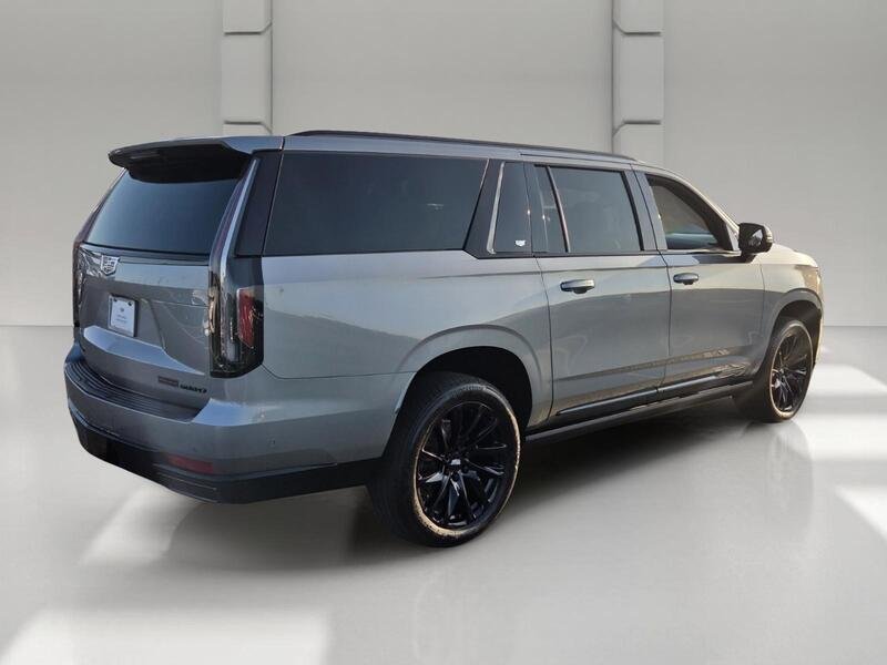 Used 2023 Argent Silver Metallic CADILLAC 4WD 4DR SPORT PLATINUM image 5