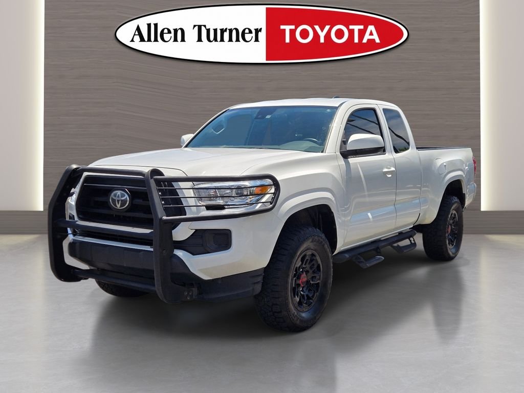 Used 2020 White Toyota SR image 4
