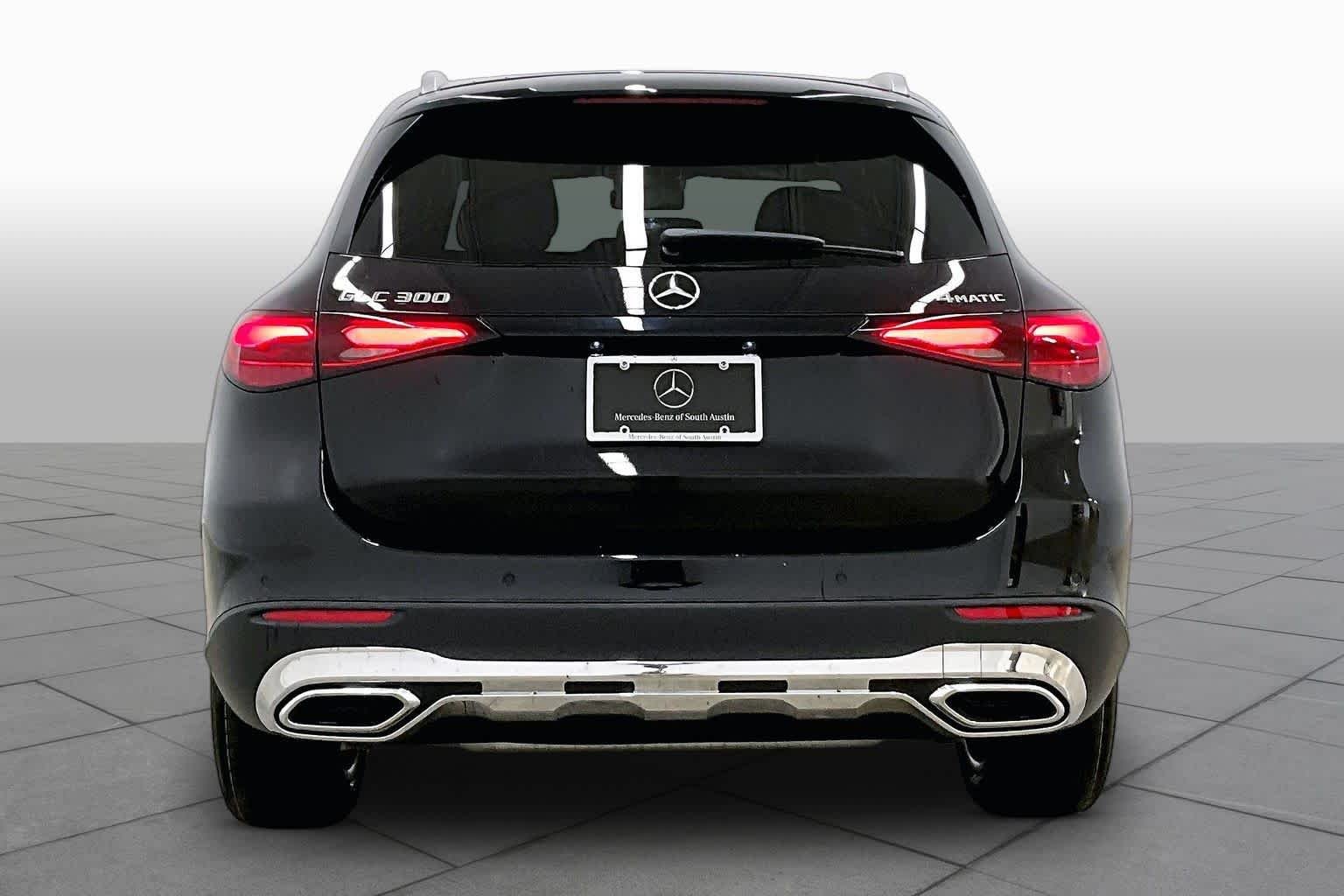 New 2026 Obsidian Black Metallic Mercedes-Benz GLC 300 image 4