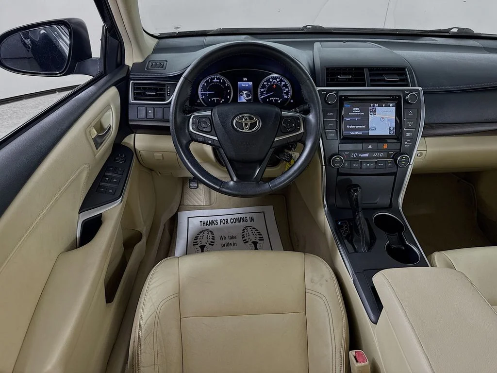 Used 2015 Attitude Black Toyota XLE image 3