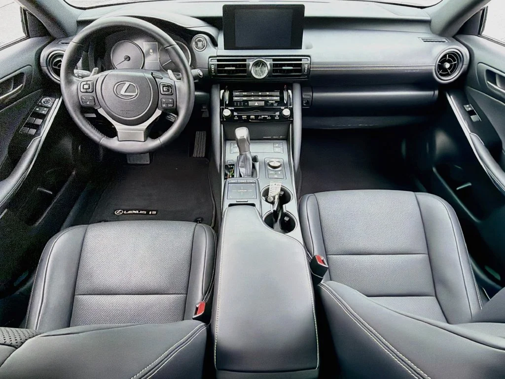 Used 2024 White Pearl Lexus 300 image 37
