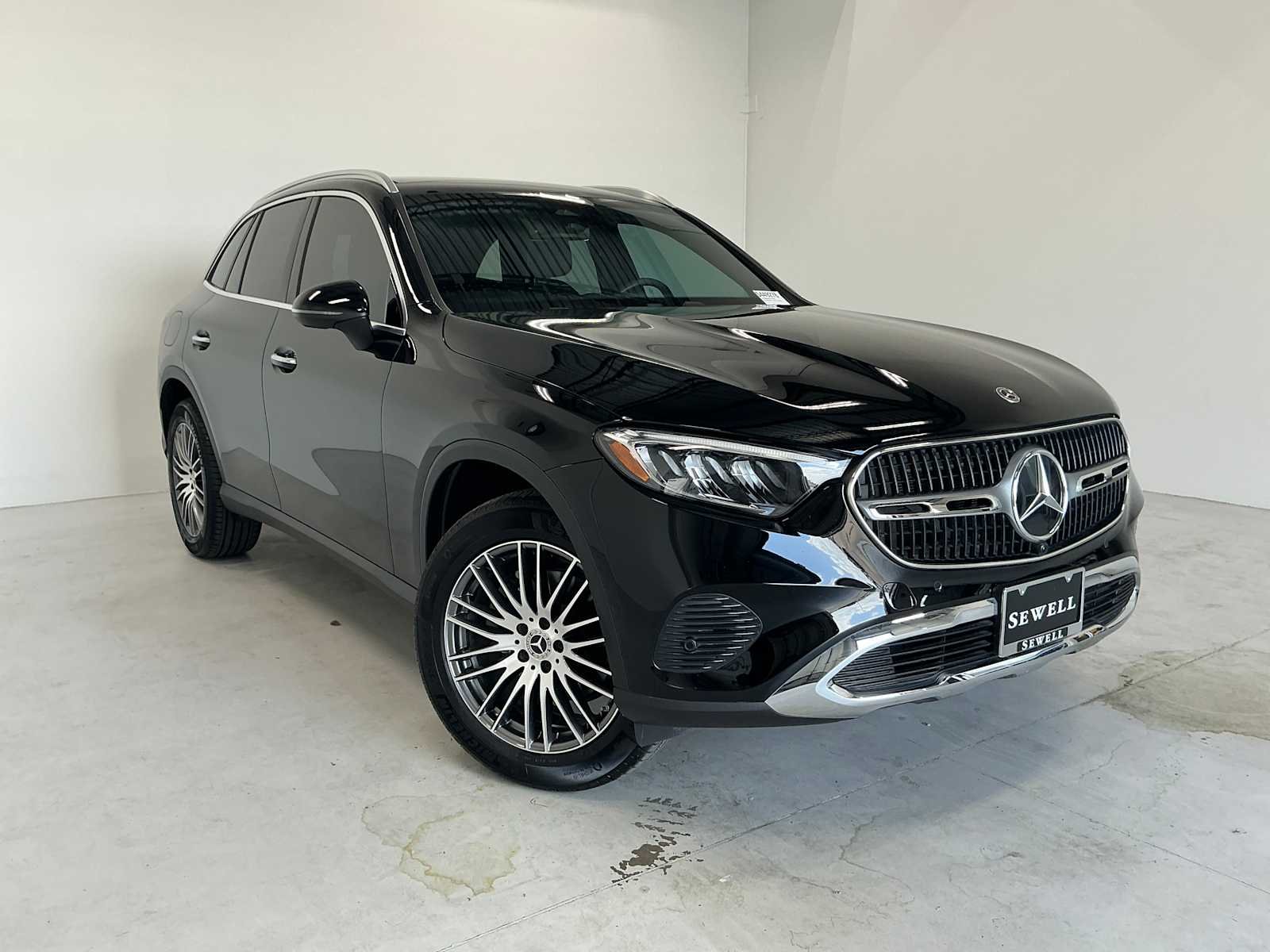 Certified Used 2026 Black Mercedes-Benz GLC 300 image 3
