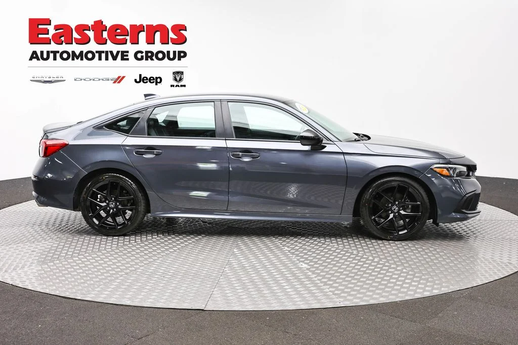 Used 2024 Blue Honda Sport image 4
