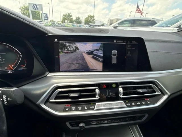 Used 2021 Jet Black BMW xDrive40i image 25