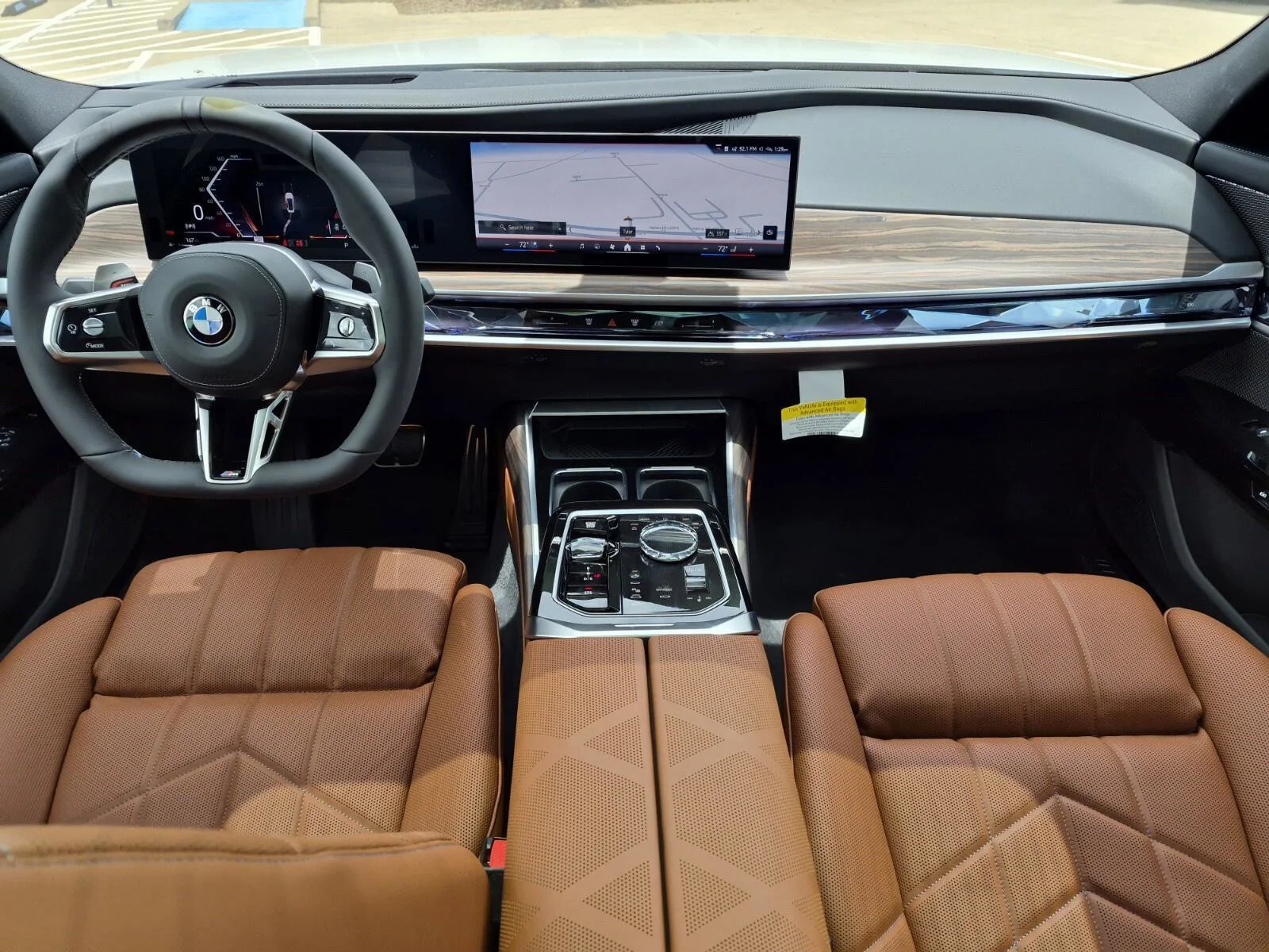 New 2026 Mineral White Metallic BMW 760i xDrive image 18