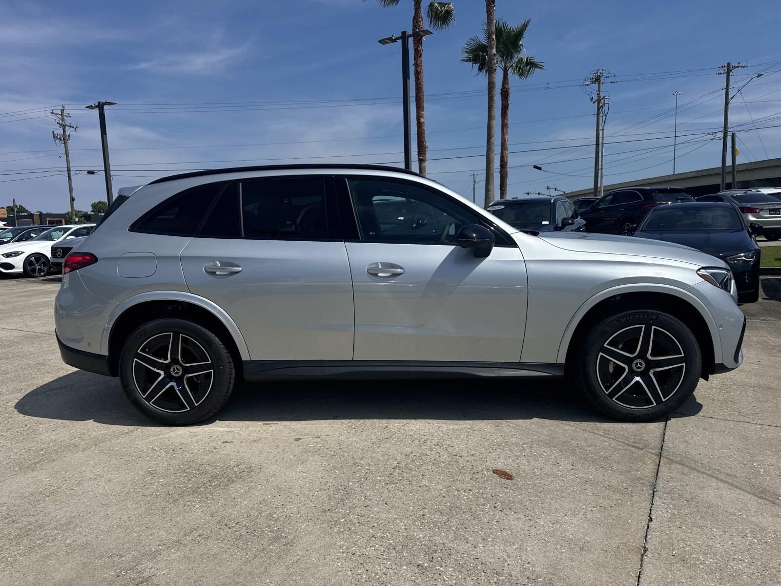 New 2026 Silver Mercedes-Benz GLC 300 image 4