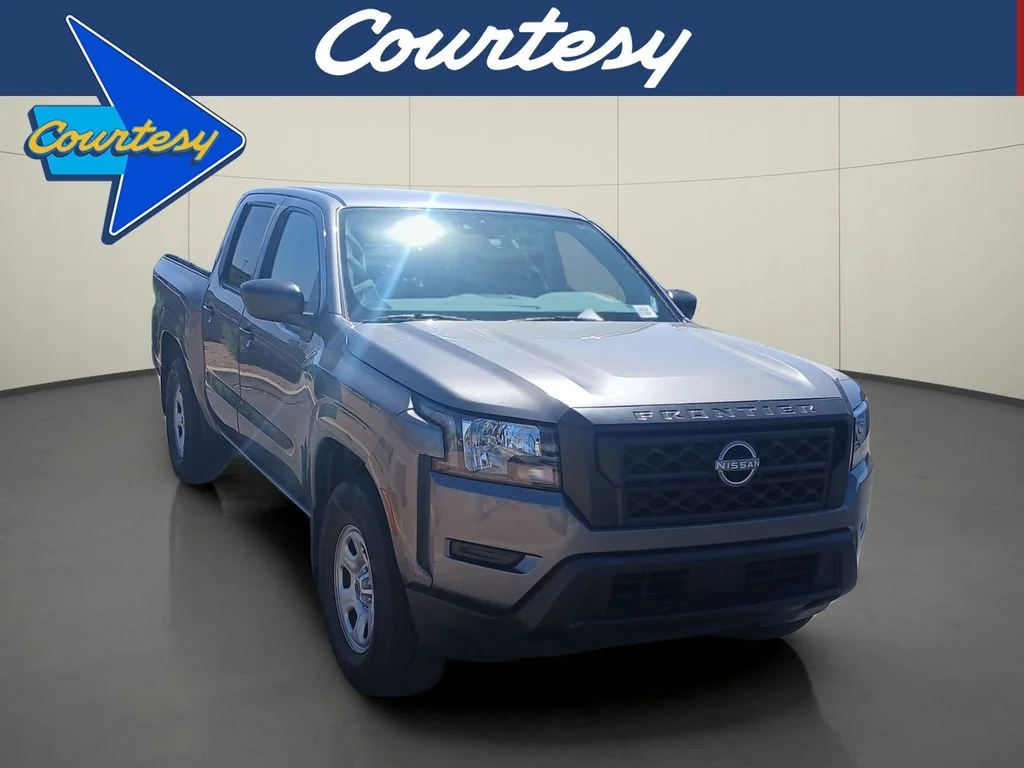 2022 Nissan Frontier S Crew Cab 4X2's photo