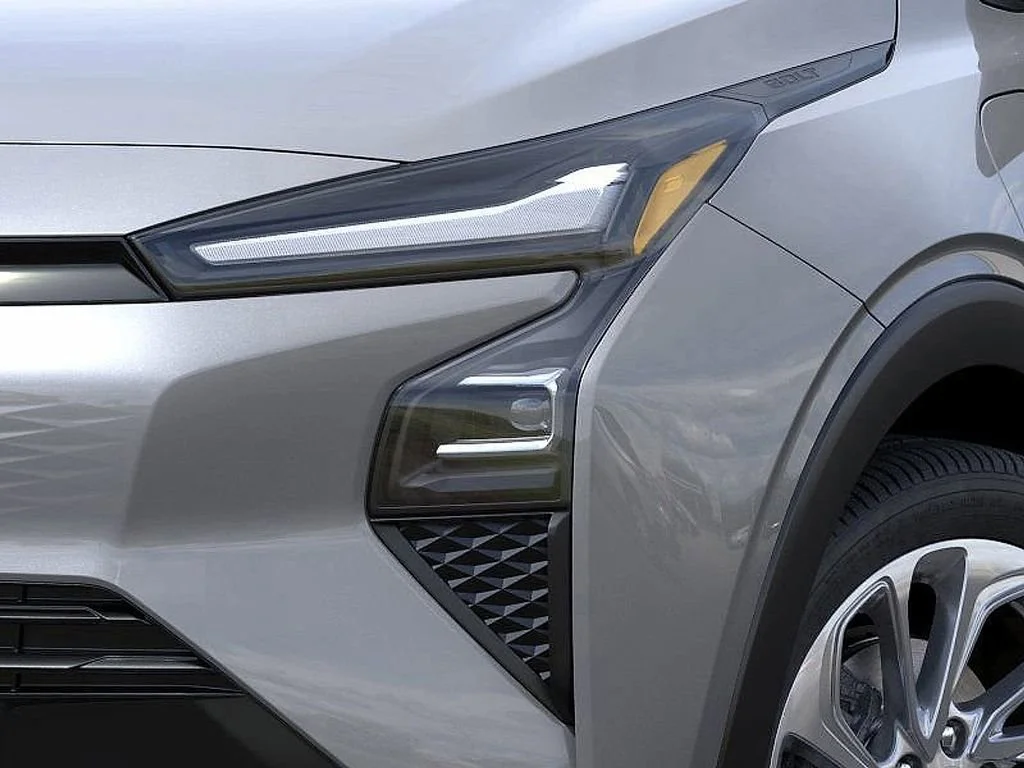 2027 Chevrolet Bolt LT - Photo 10