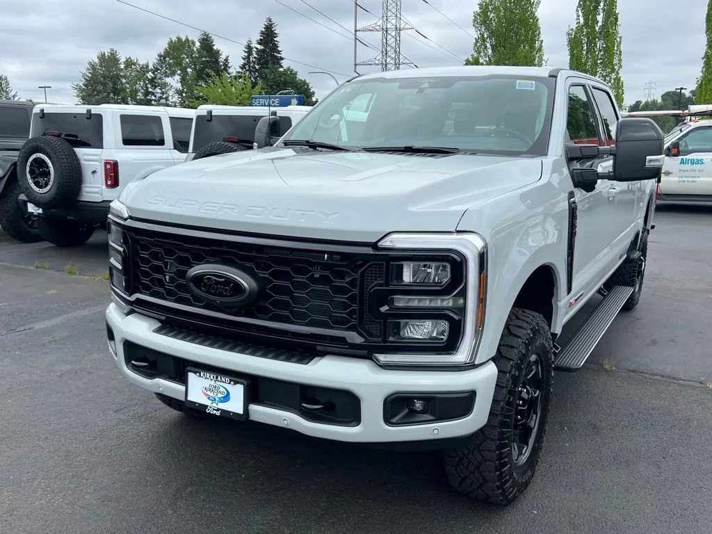 New 2026 Avalanche Ford F-350® Lariat® image 4