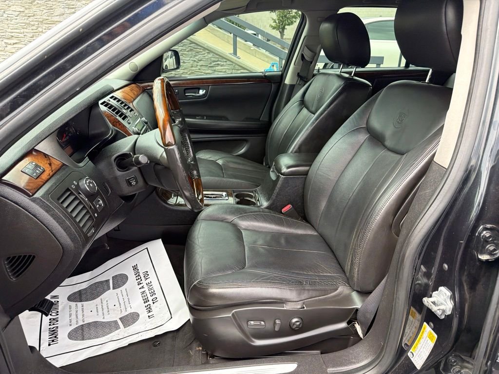 Used 2008 Black Cadillac Base image 10