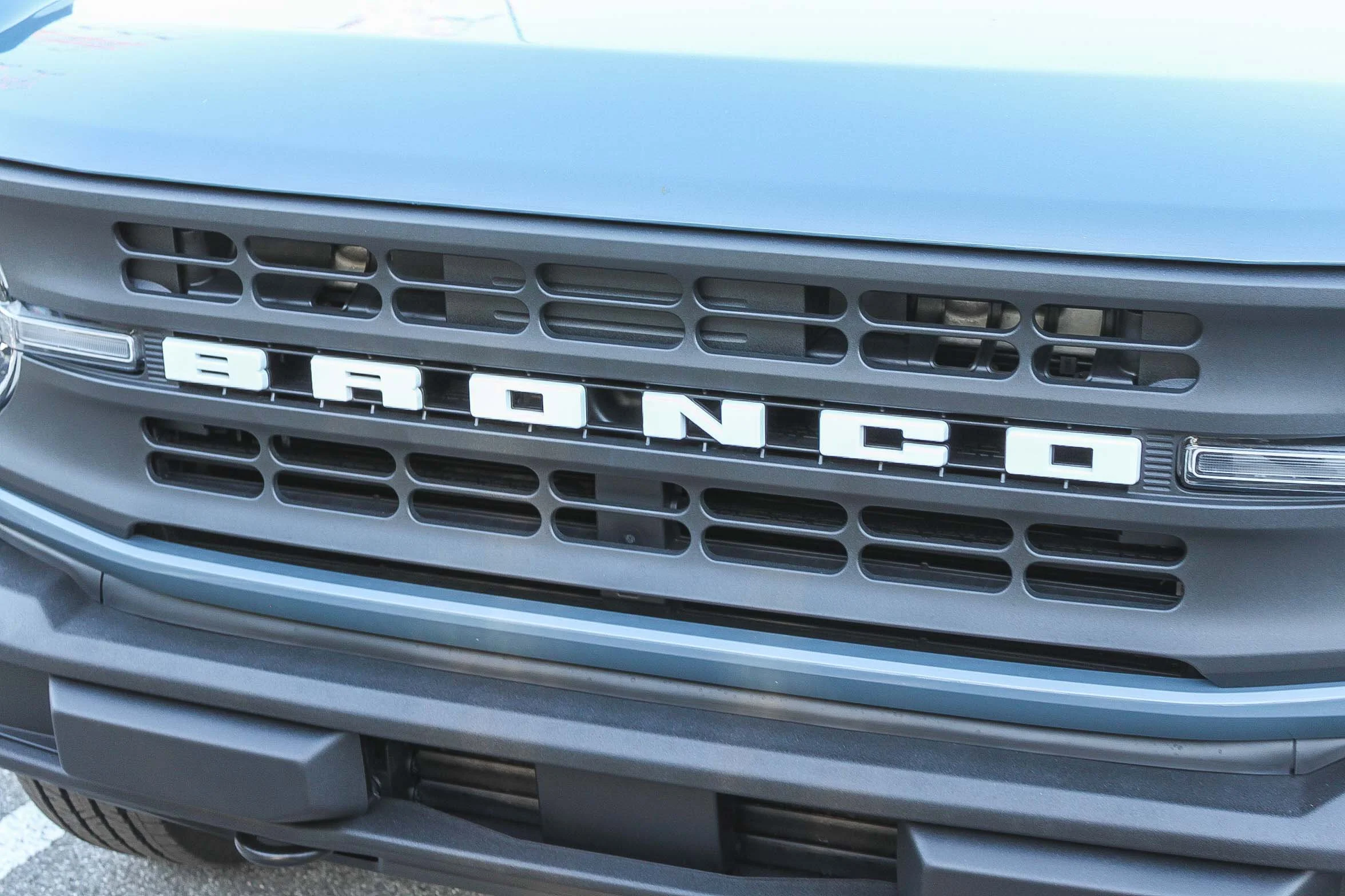 New 2025 Azure Gray Metallic Tri-Coat Ford Base image 5