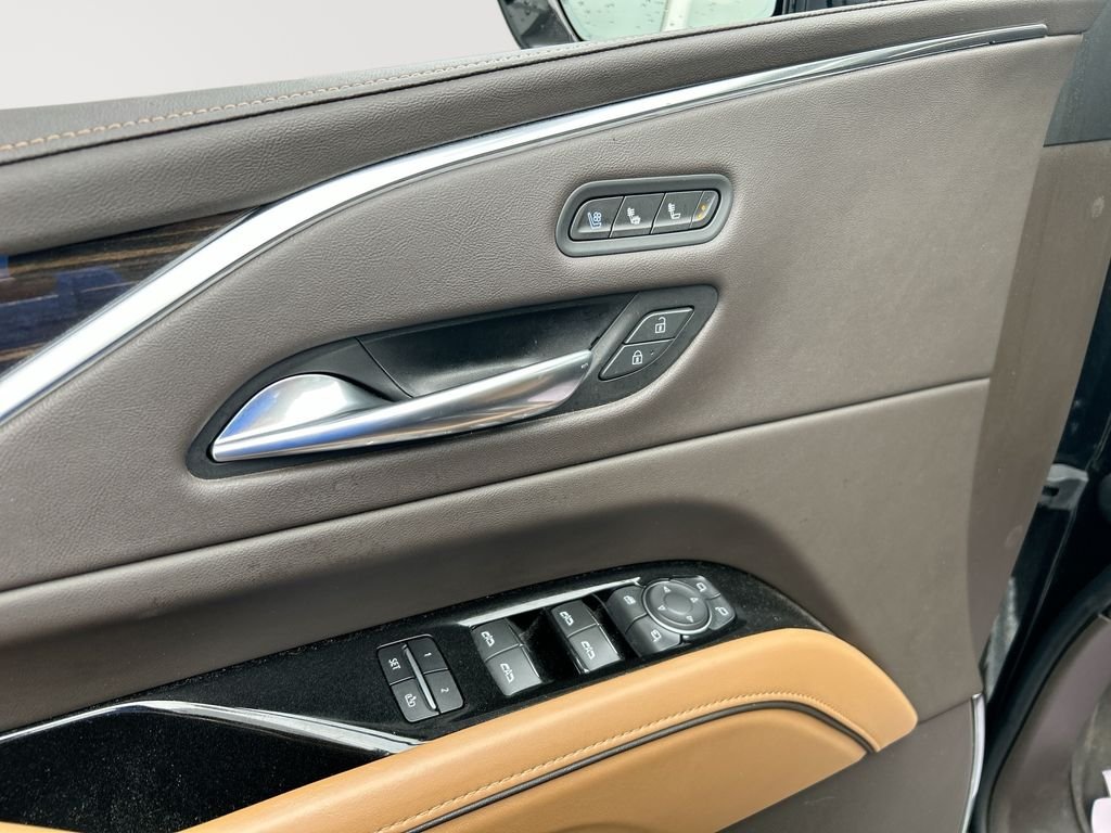Used 2022 Black Cadillac Sport image 26