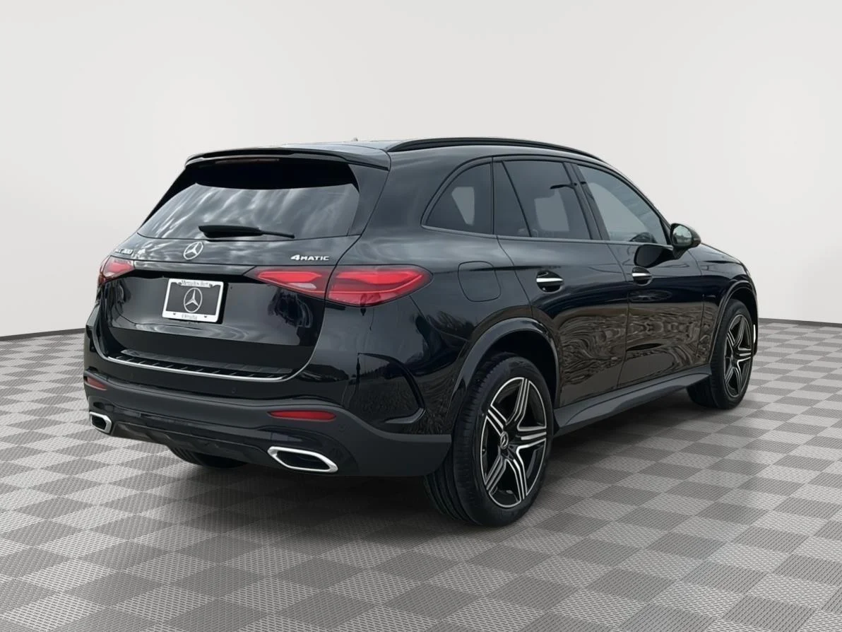 New 2026 Black Mercedes-Benz GLC 300 image 3