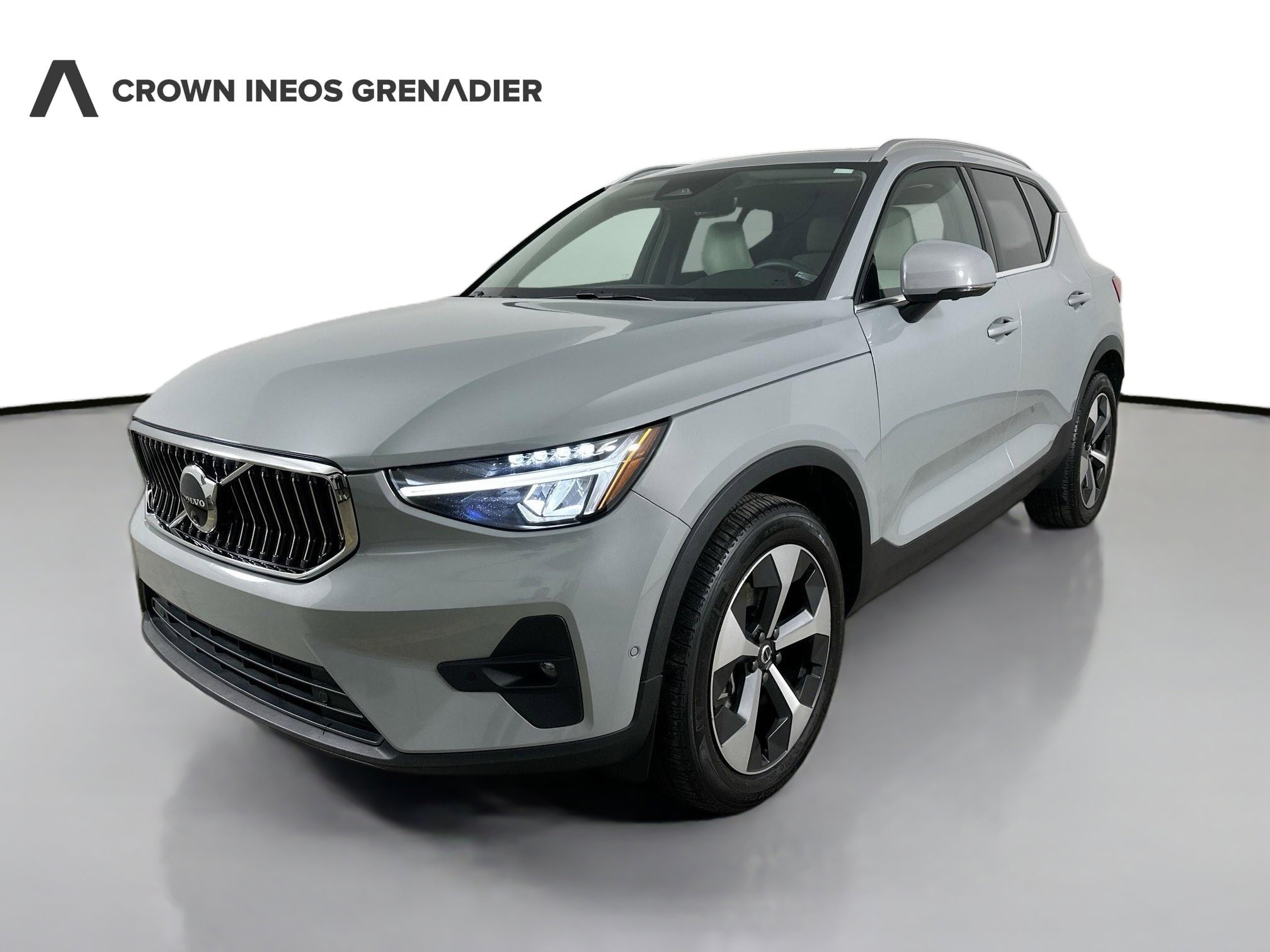 2024 Volvo XC40