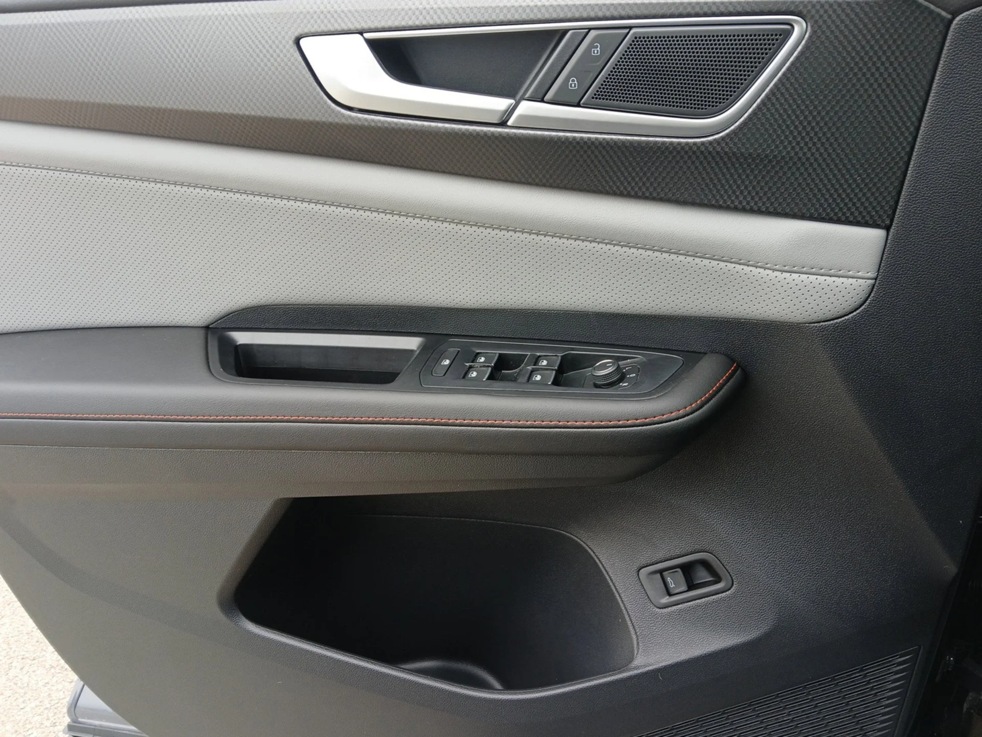 New 2026 Pure Gray Volkswagen 2.0T Peak Edition image 17