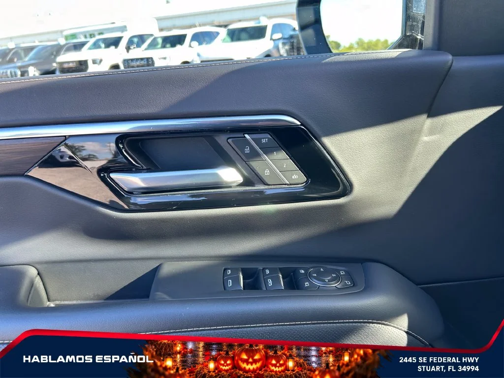 Used 2025 Dark Ash Metallic Chevrolet Premier image 23