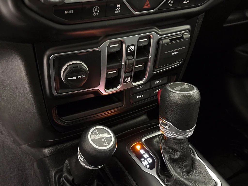 Used 2021 Red Jeep Unlimited Sport image 36