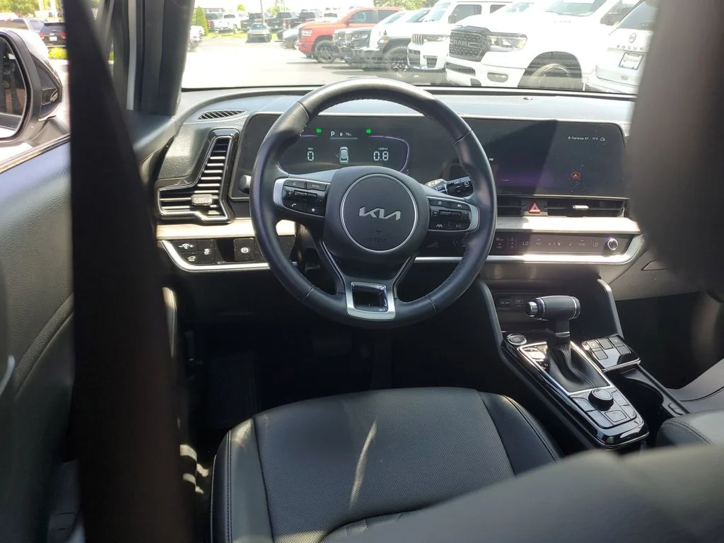 Certified Used 2024 White Kia X-Line image 11