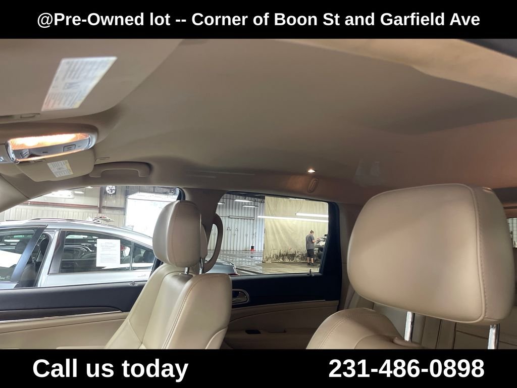 Used 2018 Black Jeep Limited image 13