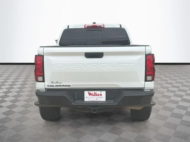Used 2025 White Chevrolet Trail Boss image 6