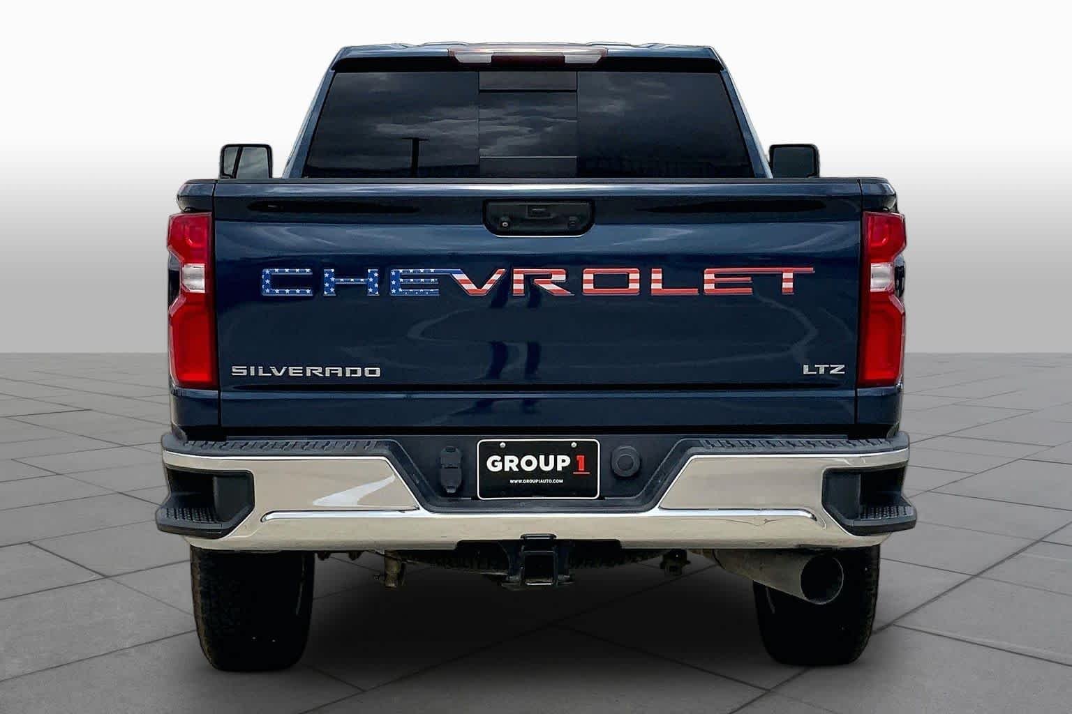 Used 2020 Northsky Blue Metallic Chevrolet LTZ image 9