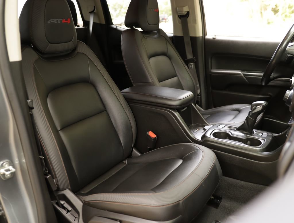 Used 2022 Satin Steel Metallic GMC AT4 - Leather image 29