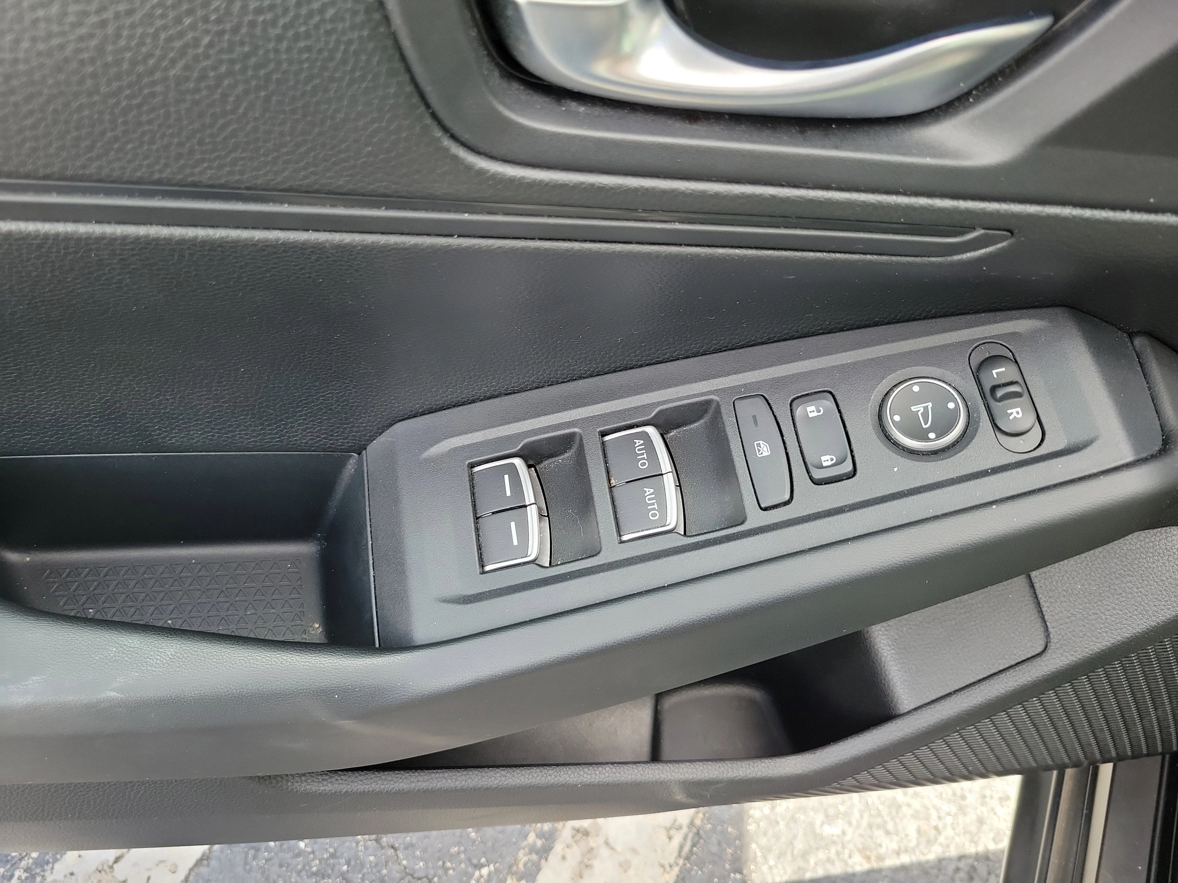 2023 Honda Accord LX - Photo 13