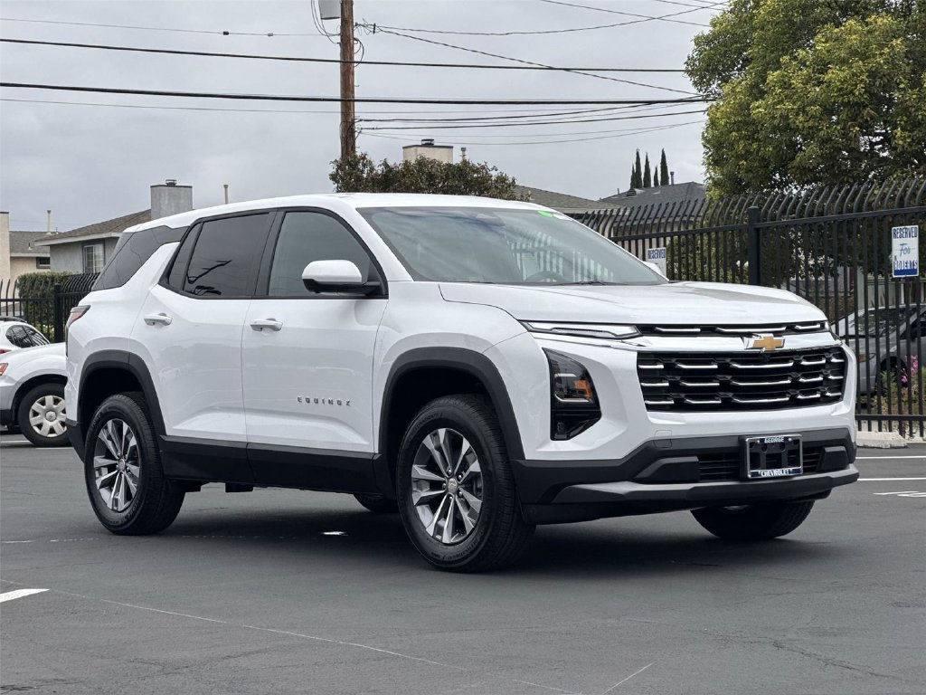 New 2026 Summit White Chevrolet LT image 3