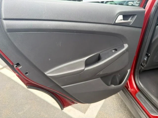 Used 2019 Red Hyundai Value image 22