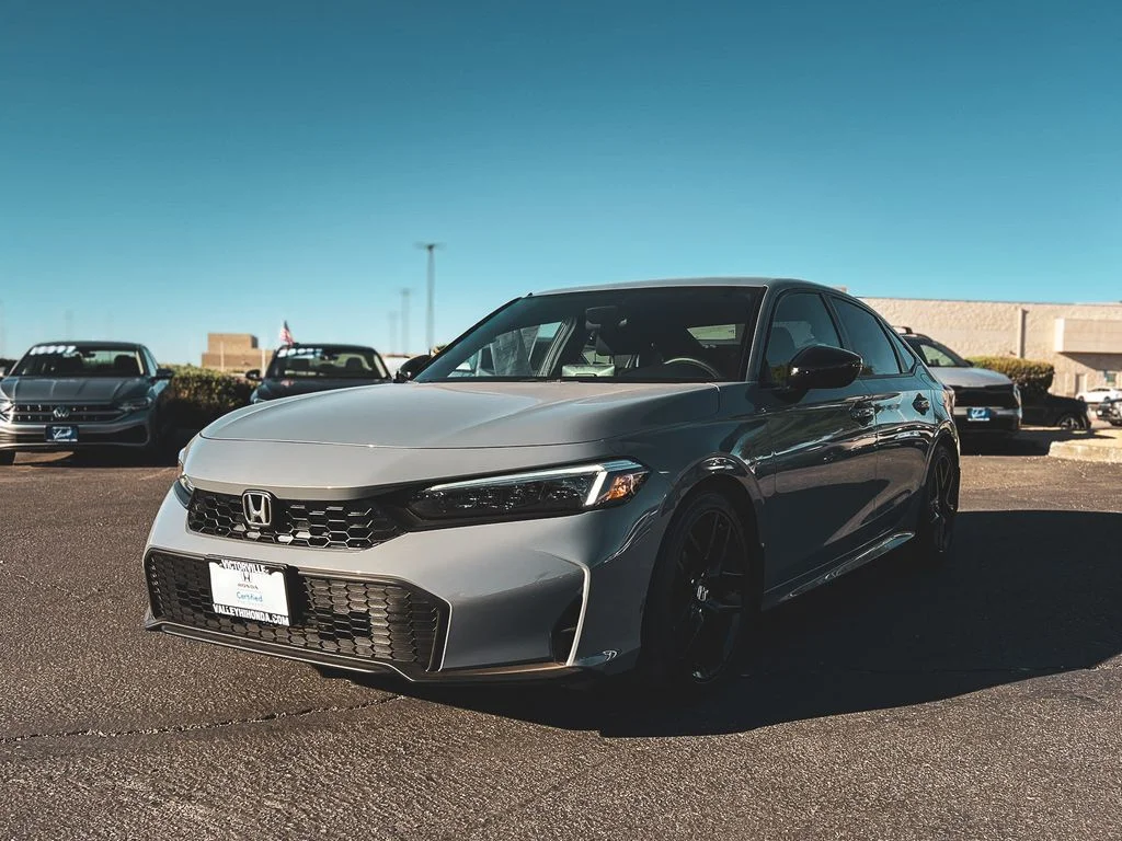 Certified Used 2025 Urban Gray Pearl Honda 4D SPORT image 4
