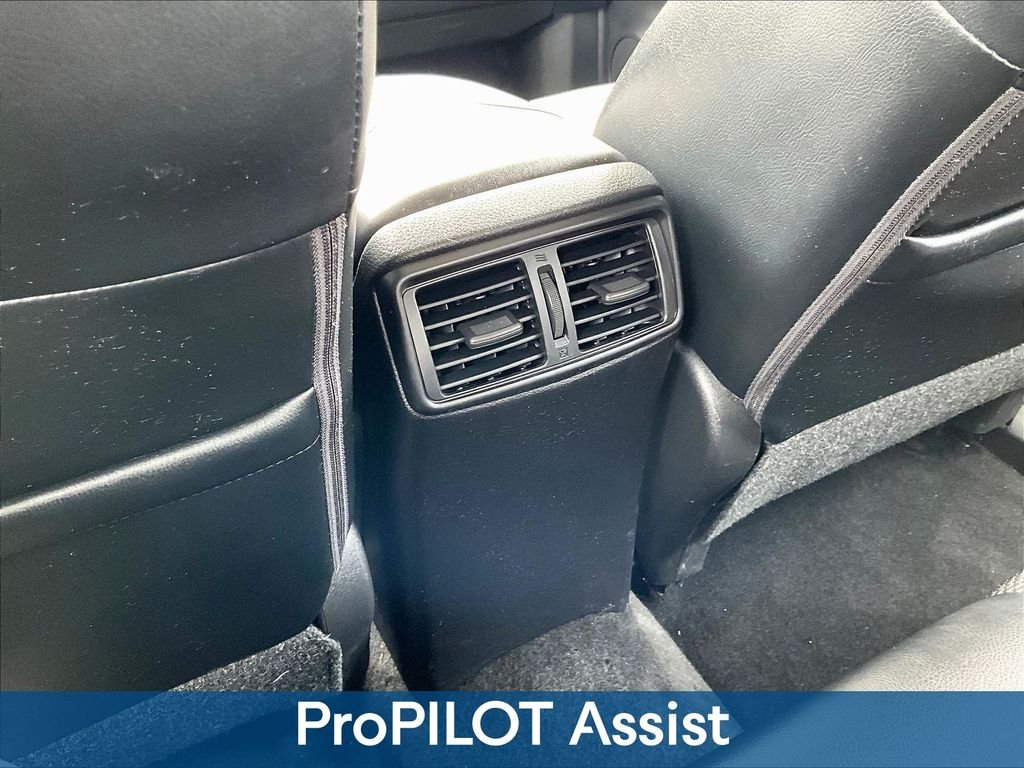 Used 2022 White Nissan SV image 13