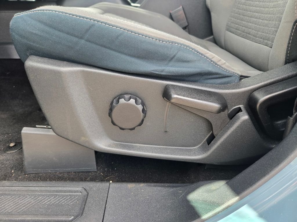 Used 2022  Ford Outer Banks image 12