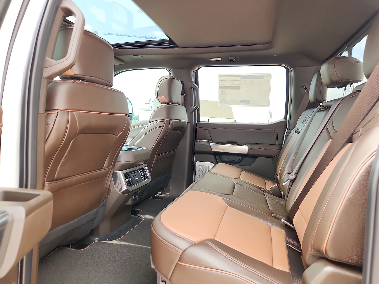 New 2026 Star White Metallic Tri-Coat Ford F-350® King Ranch® image 18