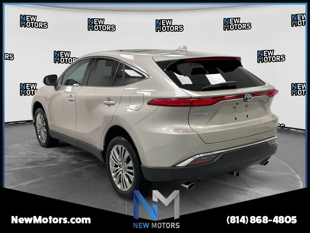 Used 2023 Titanium Toyota Limited image 2