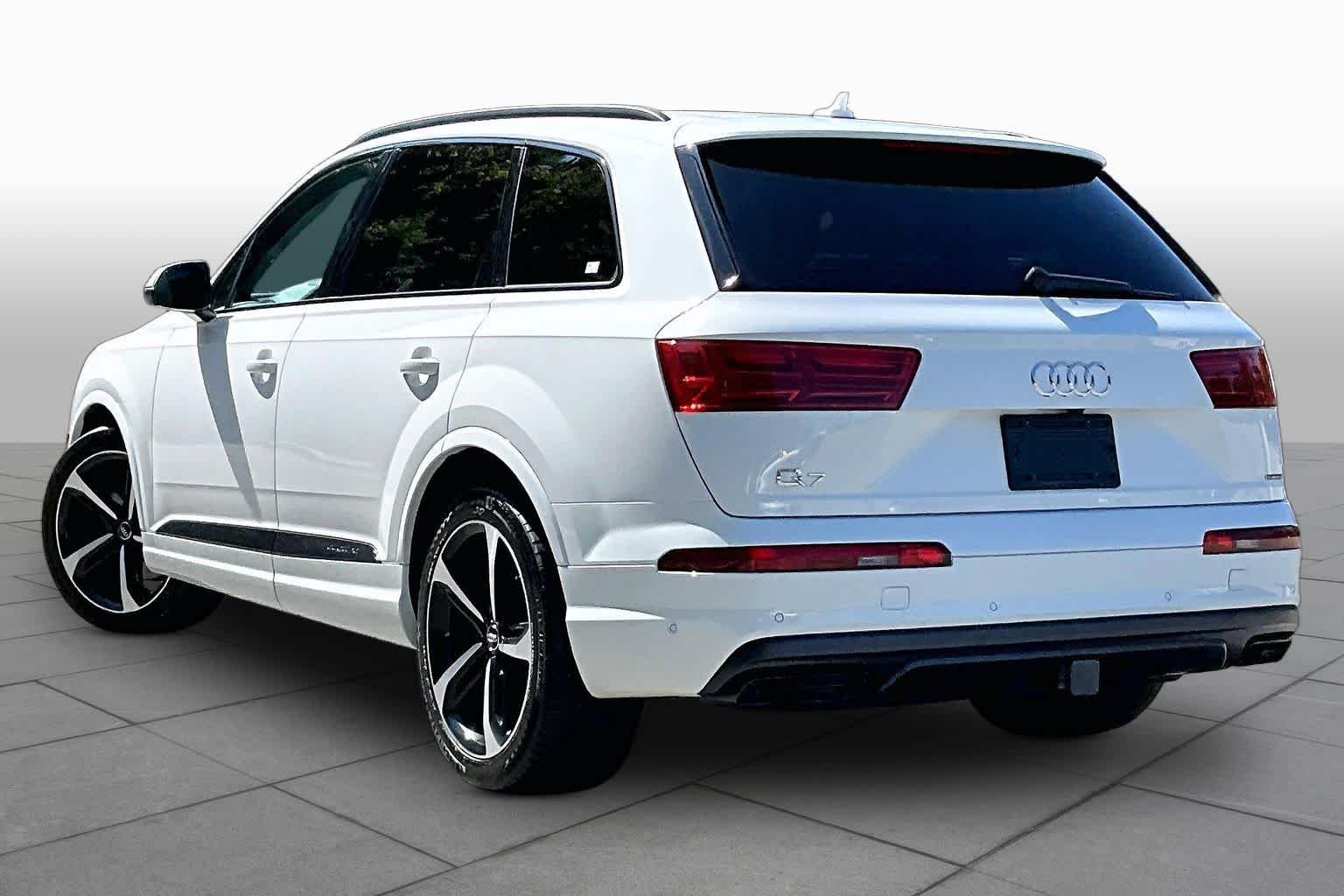Used 2019 Carrara White Audi SE Premium Plus image 12
