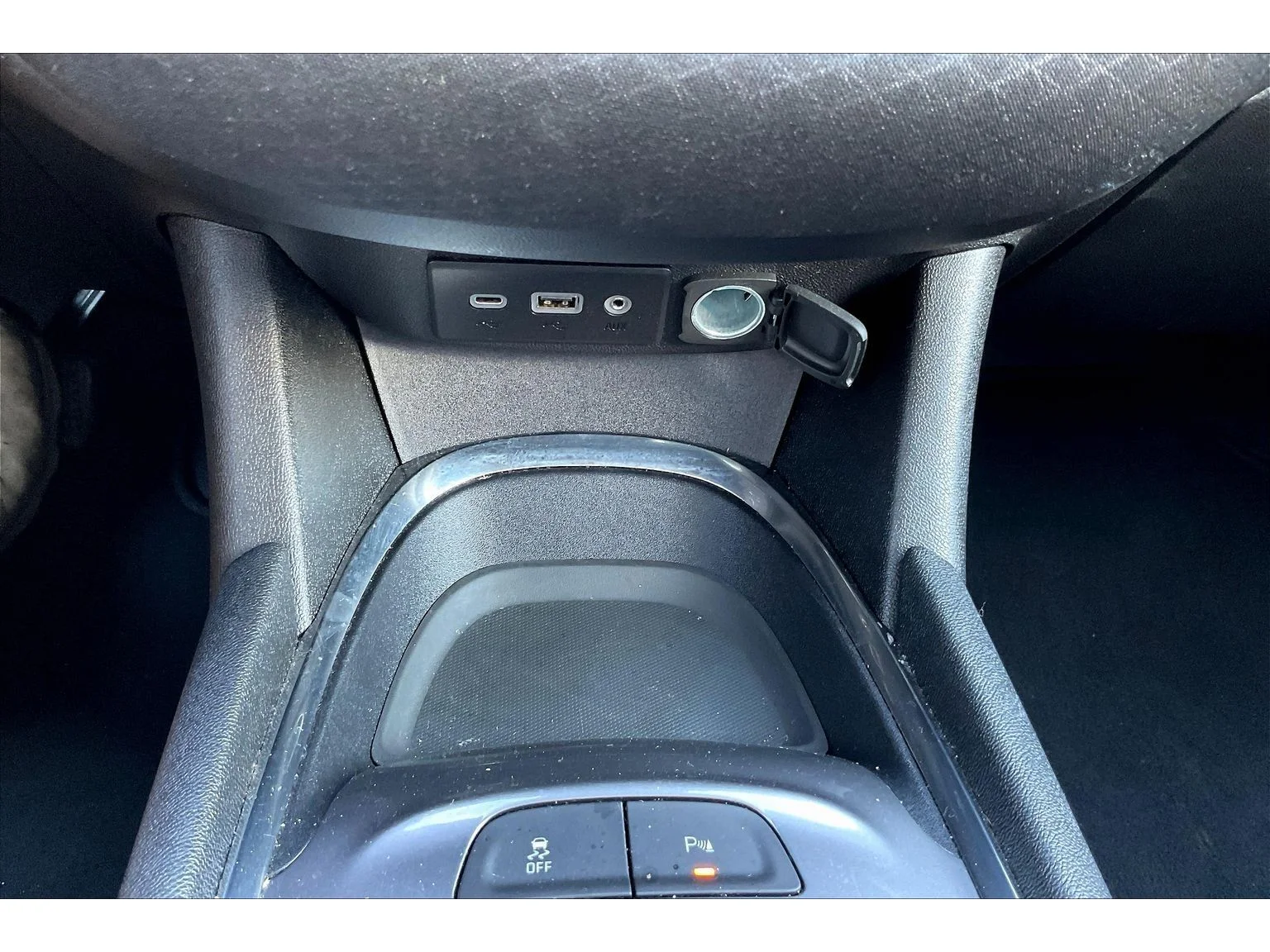 Used 2025 Summit White Chevrolet 1LT image 22