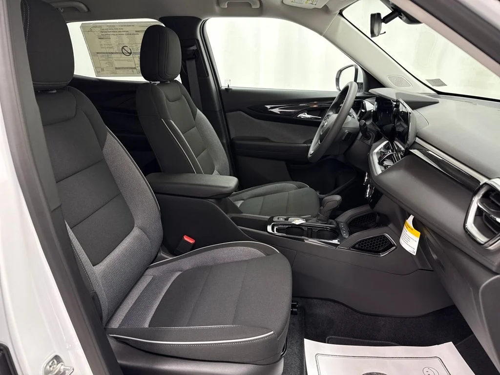 2026 Chevrolet Trailblazer LT - Photo 9