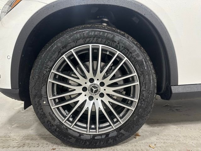 New 2026  Mercedes-Benz GLC 300 image 16