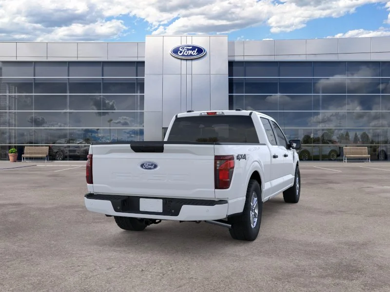 New 2026 Oxford White Ford XLT image 30