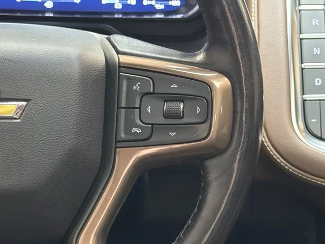 Used 2022 Iridescent Pearl Tricoat Chevrolet High Country image 20