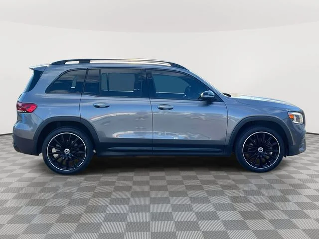 Used 2023 Gray Mercedes-Benz GLB 250 image 5