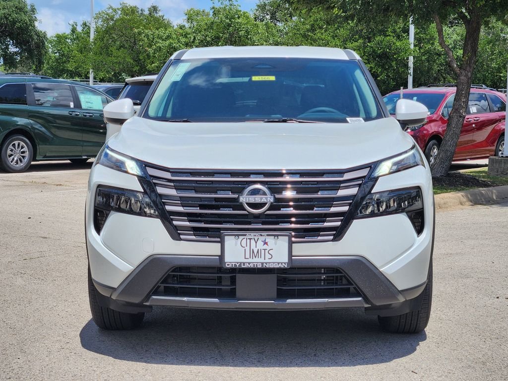 New 2026 Everest White Pearl TriCoat Nissan SV image 2