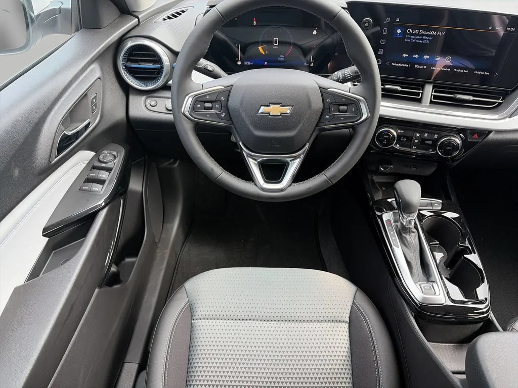 2026 Chevrolet Trax LT - Photo 10