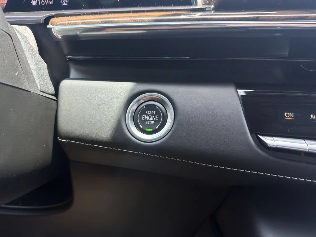 Used 2021 BLACK RAVEN Cadillac Sport Platinum image 22